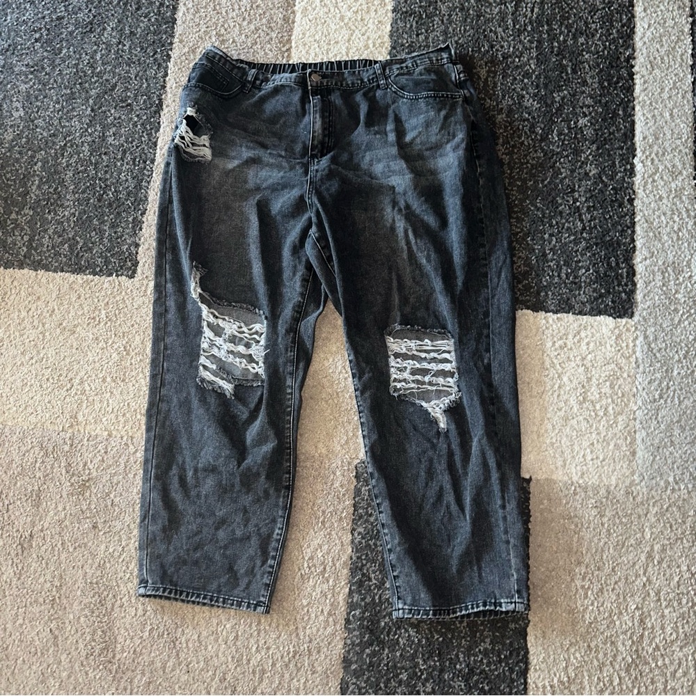 Women’s ripped jeans